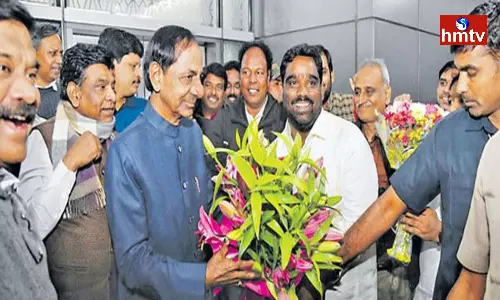 Large Number Of BRS Hoardings And Flexi On The Streets Of Delhi