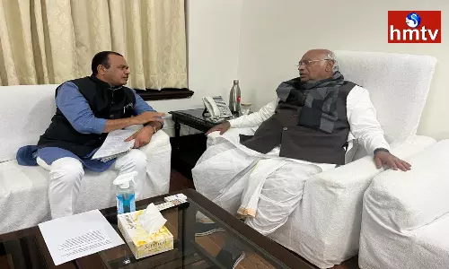 MP Komatireddy Venkat Reddy Meet Congress President Kharge