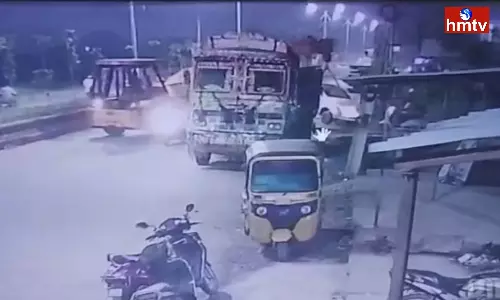 Thieves Stole A Car With the Help of a Crane