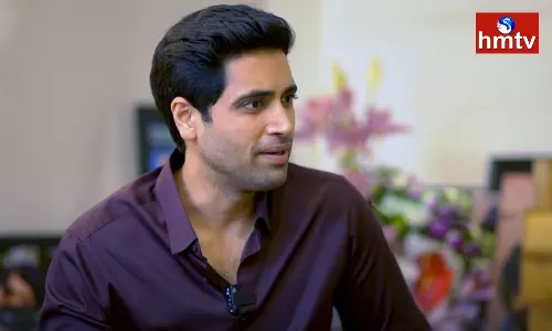 Adivi Sesh: రెమ్యూనరేషన్ పెంచిన అడవి శేష్.. Adivi Sesh: రెమ్యూనరేషన్ పెంచిన అడవి శేష్..