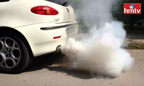 Alert for Car Owners if Smoke Comes out in This Color it Means There is a Big Problem in the Engine Alert for Car Owners if Smoke Comes out in This Color it Means There is a Big Problem in the Engine