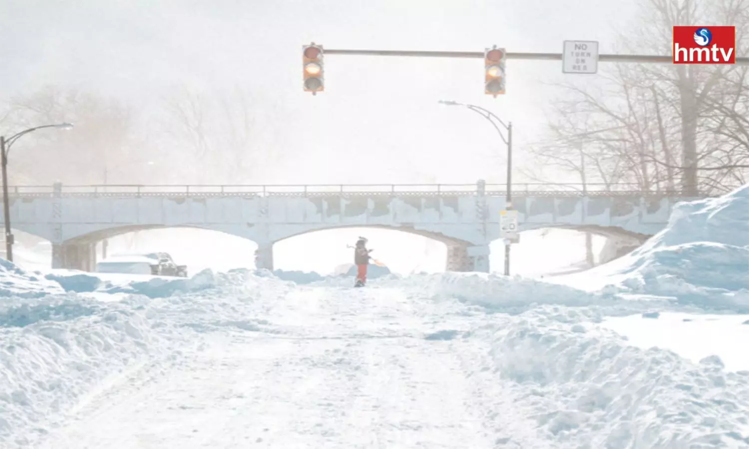 Niagara Falls Transforms into Partially Frozen Winter Wonderland