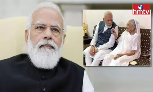 PM Modi Emotional Tweet On His Mother Heeraben