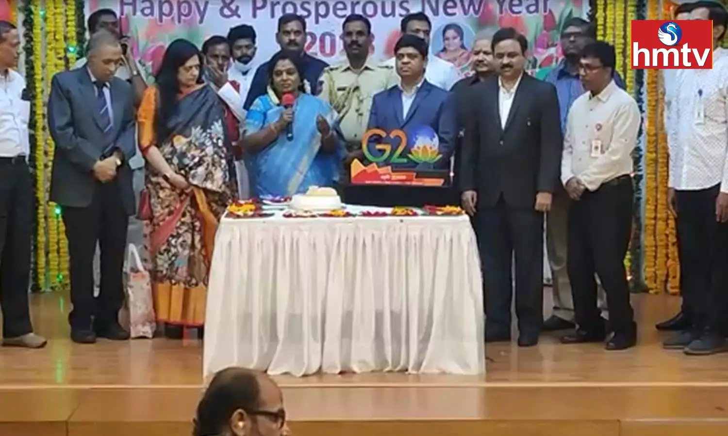 Governor Tamilisai cut the Cake in Prajadarbar