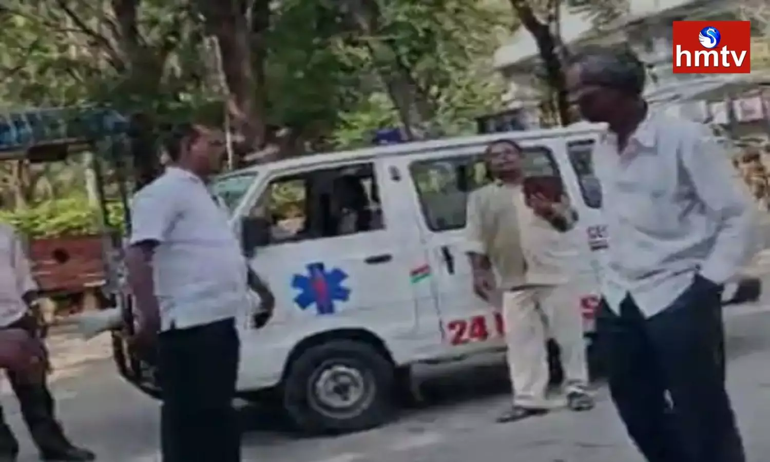 Private Ambulance Mafia In Tirupati Ruia Hospital