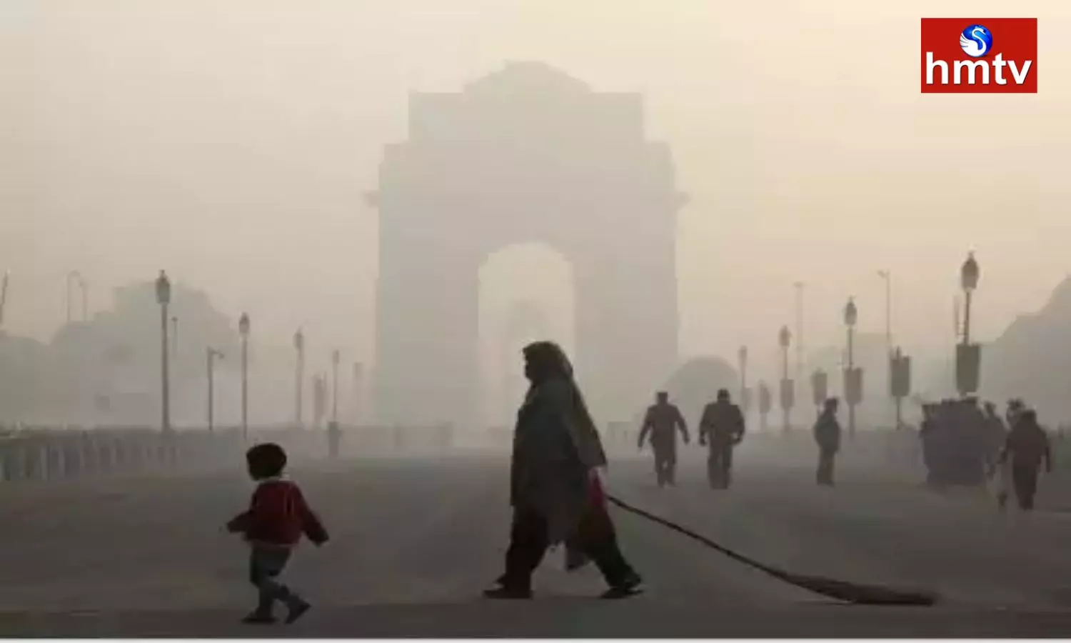 Temperature Drops to 3 Degrees in Delhi