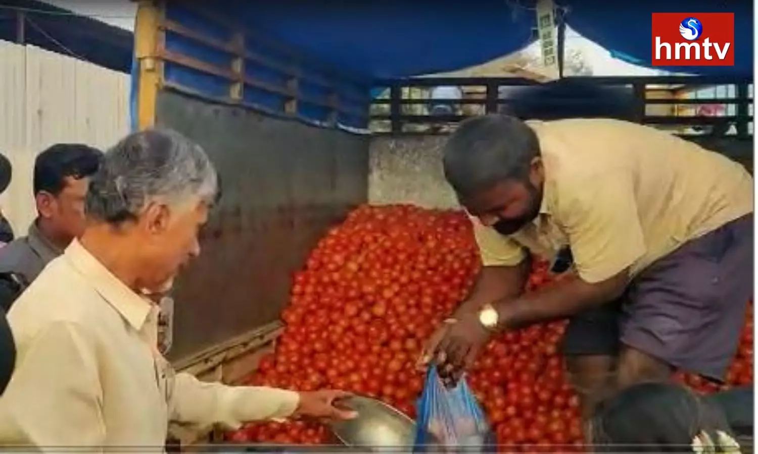 Naidu Purchases 2 kg Tomato From a Farmer