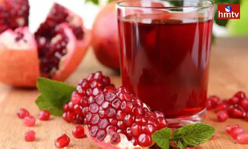 Pomegranate Juice is a Boon for Health and Drinking it Daily can Provide These Great Benefits Pomegranate Juice is a Boon for Health and Drinking it Daily can Provide These Great Benefits