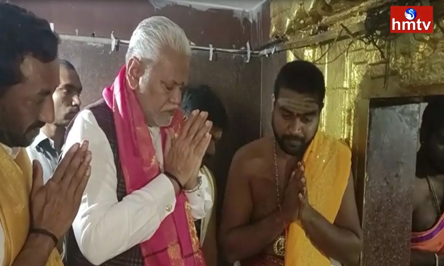 Parshottam Rupala Visited Sri Ramalingeswara Swamy Temple