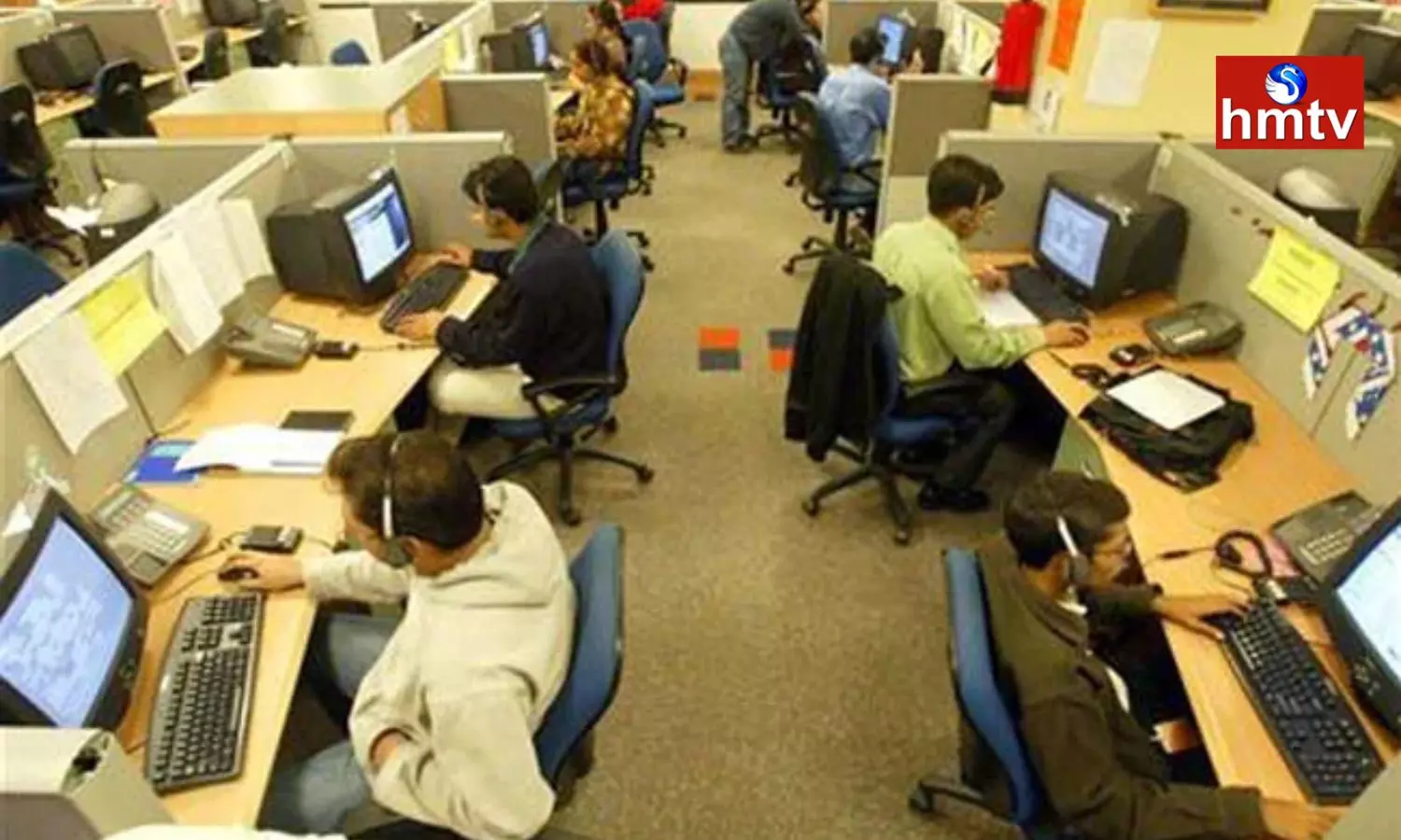 Thousands of Indian Techies Struggle to Find New Jobs in US