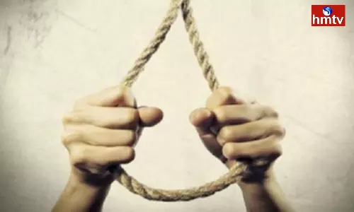 Young Women Committed Suicide Because She did not Understand Education