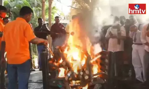 Actress Jamuna Last Rites Completed In Maha Prasthanam