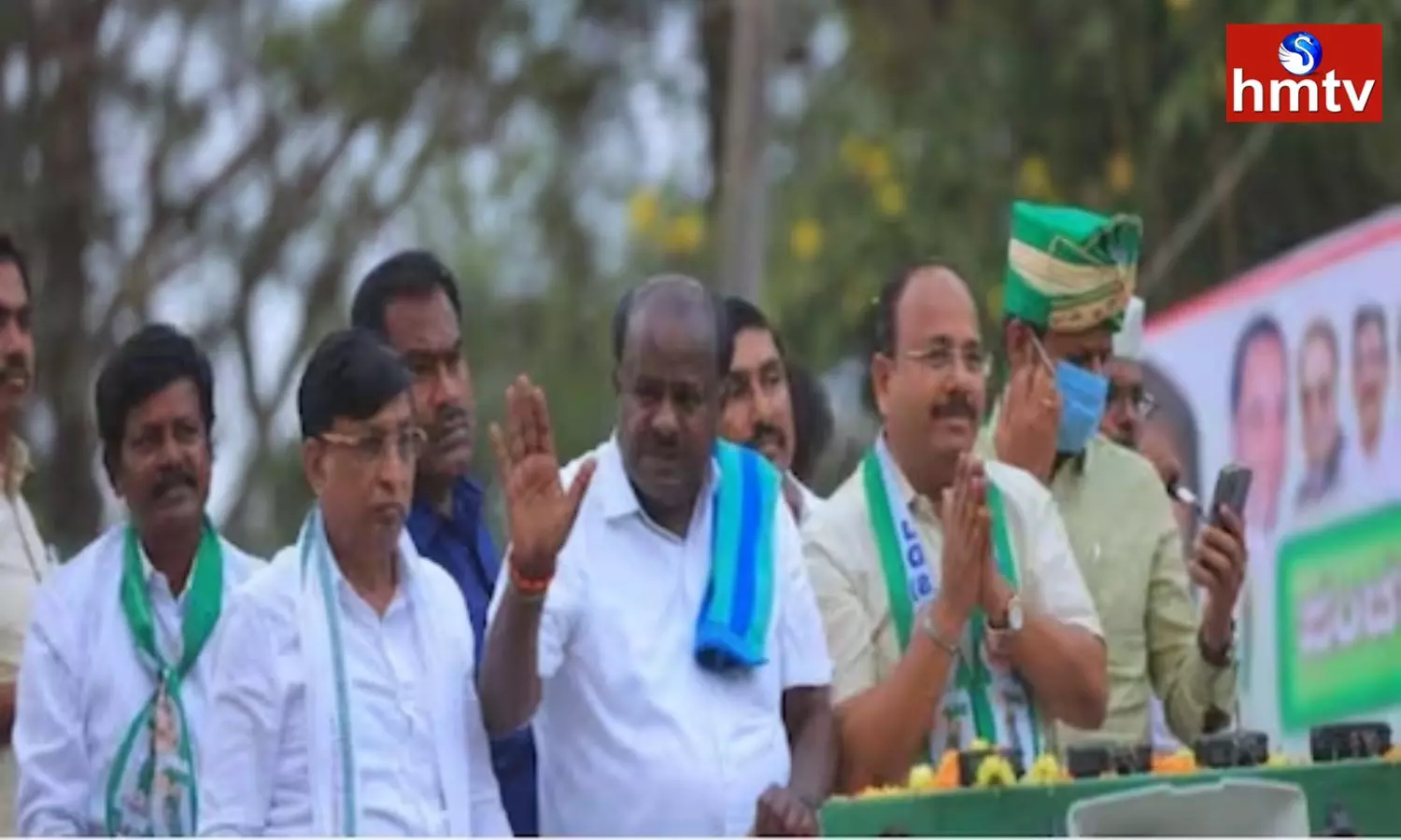 KCR is a Statesman After Deve Gowda Says HD Kumaraswamy