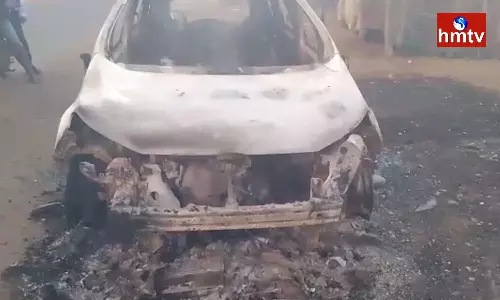 Car Burnt In Jayashankar Bhupalpally Car Burnt In Jayashankar Bhupalpally