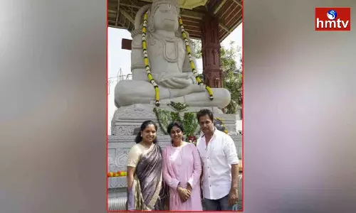 Kavitha Visiting The Hanuman Temple Built By Actor Arjun Kavitha Visiting The Hanuman Temple Built By Actor Arjun