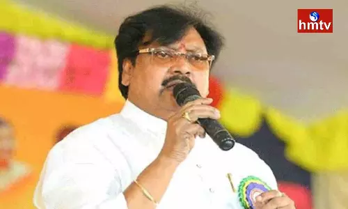 VarlaRamaiah Meet AP Governer About Nara Lokesh Padayatra