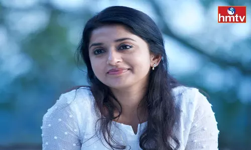 Pawan Kalyan Heroine Re Entry into Tollywood