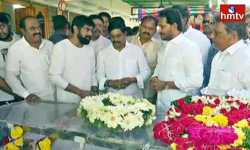 CM Jagan Pays Tribute Pathapati Sarraju