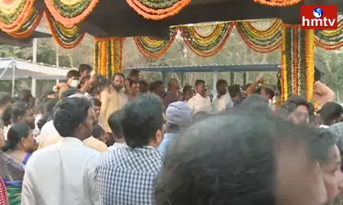 Agitation At MLA Sayanna funeral