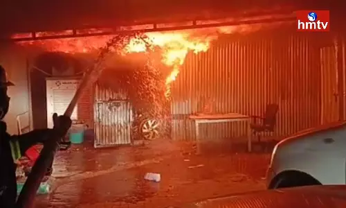 Fire Accident In Madhapur