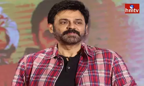 Senior Hero Is Acting With 3 Heroines