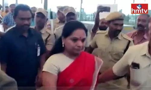 MLC Kavitha Left for Delhi After KCR’s Phone Call