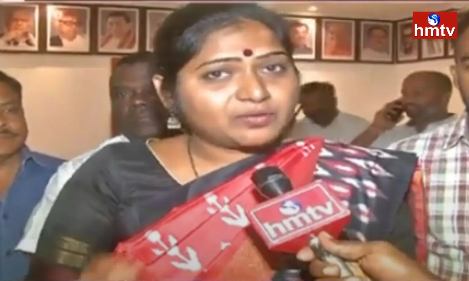 Rani Rudrama Comments On MLC Kavitha