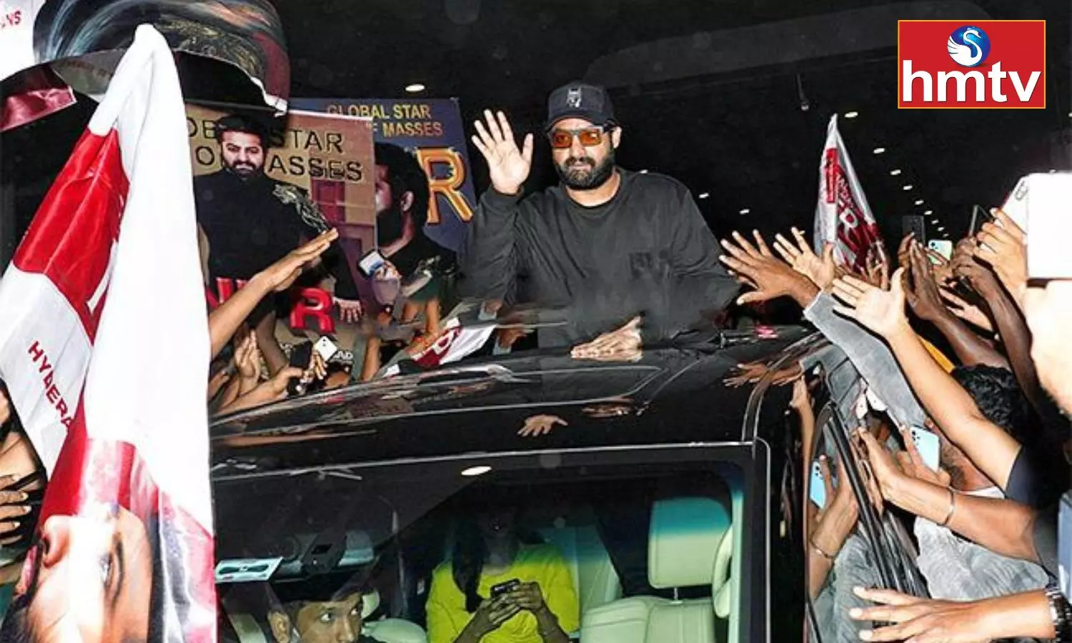 JR NTR Returned to Hyderabad from America