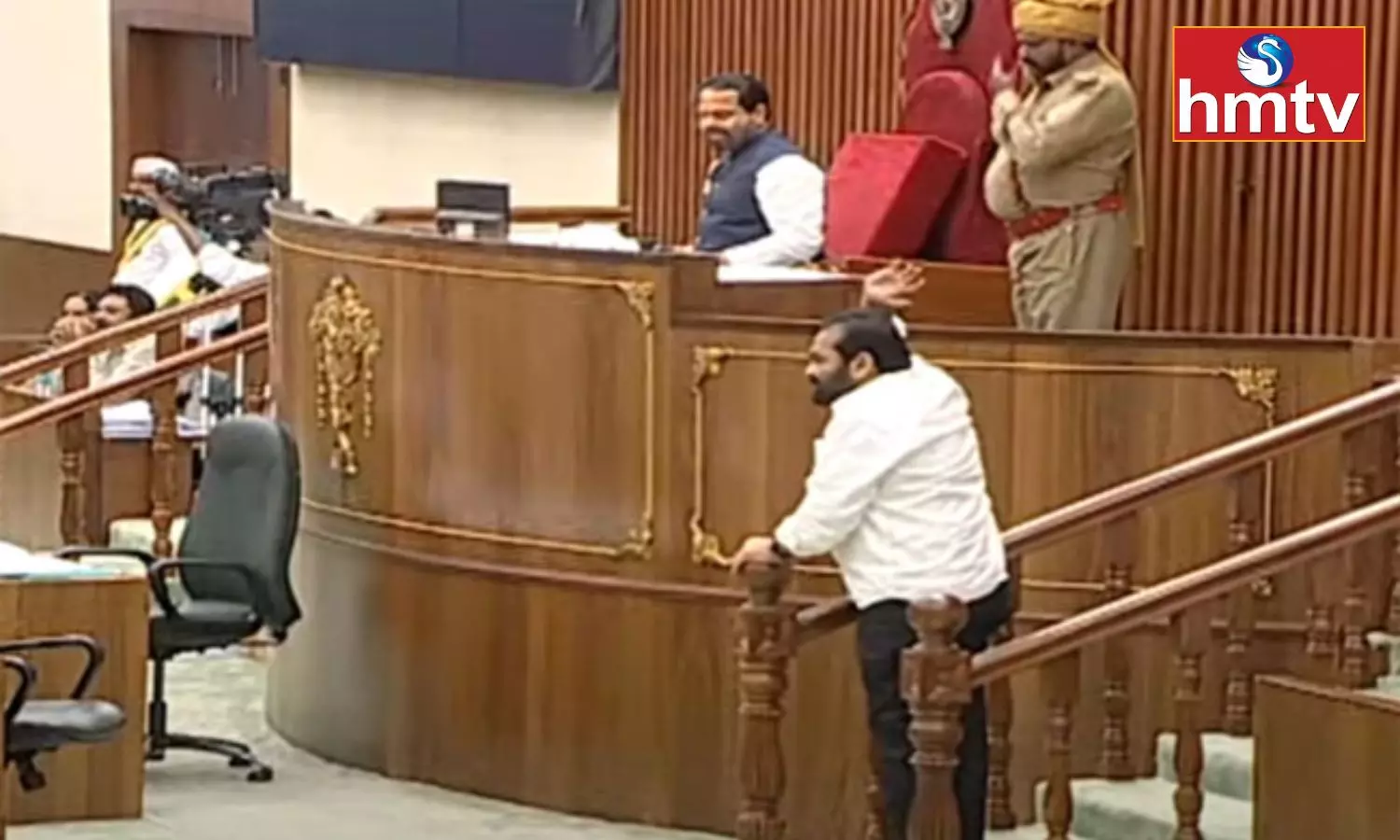 Kotamreddy Sridhar Reddy Slams Ministers in Assembly