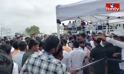 Congress Leaders Fight Infront Of TPCC Cheif Revanth Reddy