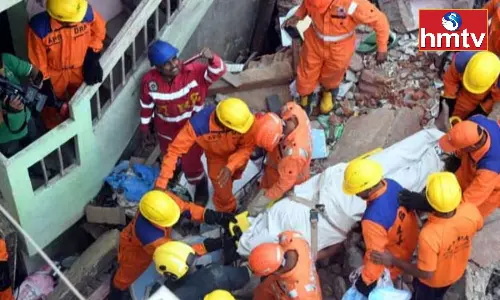 Three Floor Building Collapsed In Visakhapatnam