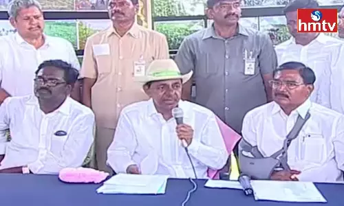 CM KCR Declared 10000 Rupees As Compensation