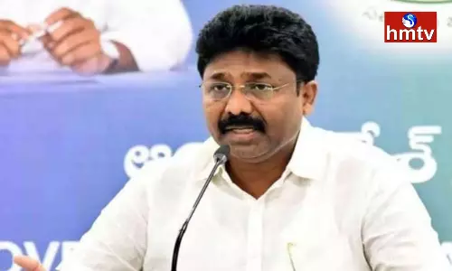 Minister Audimulapu Suresh Escape Accident In Vizag