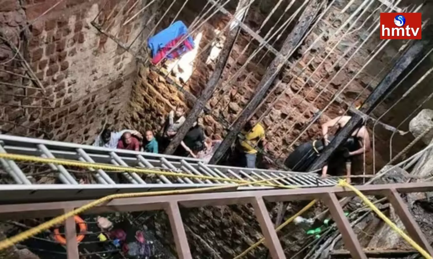 13 Dead, 19 People Rescued in Indore Temple Stepwell Collapse