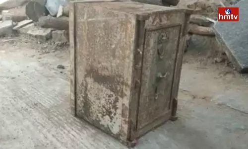 Excitement Over Iron Safe Found In Kurnool district