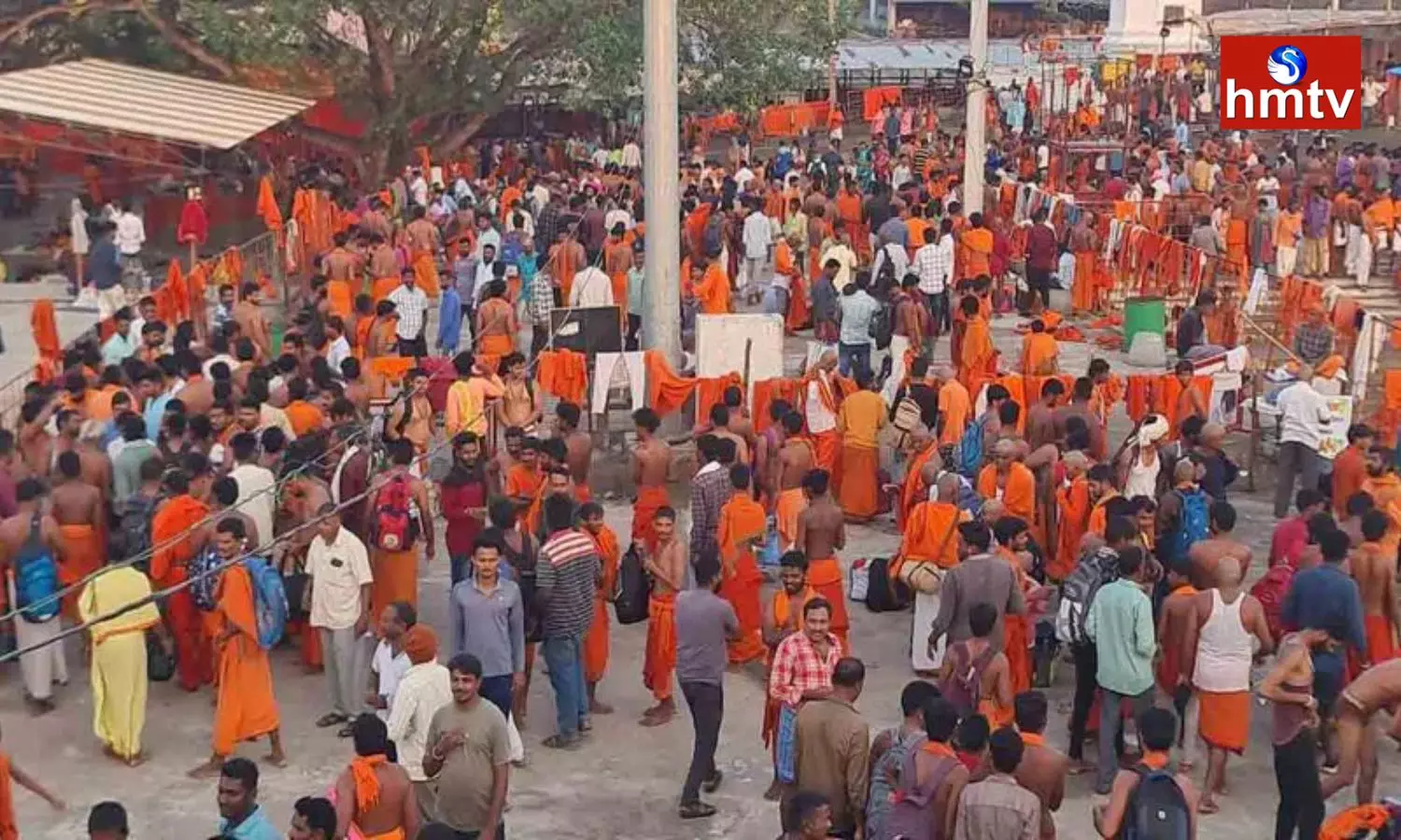 Devotees Flock To Hanuman Temples