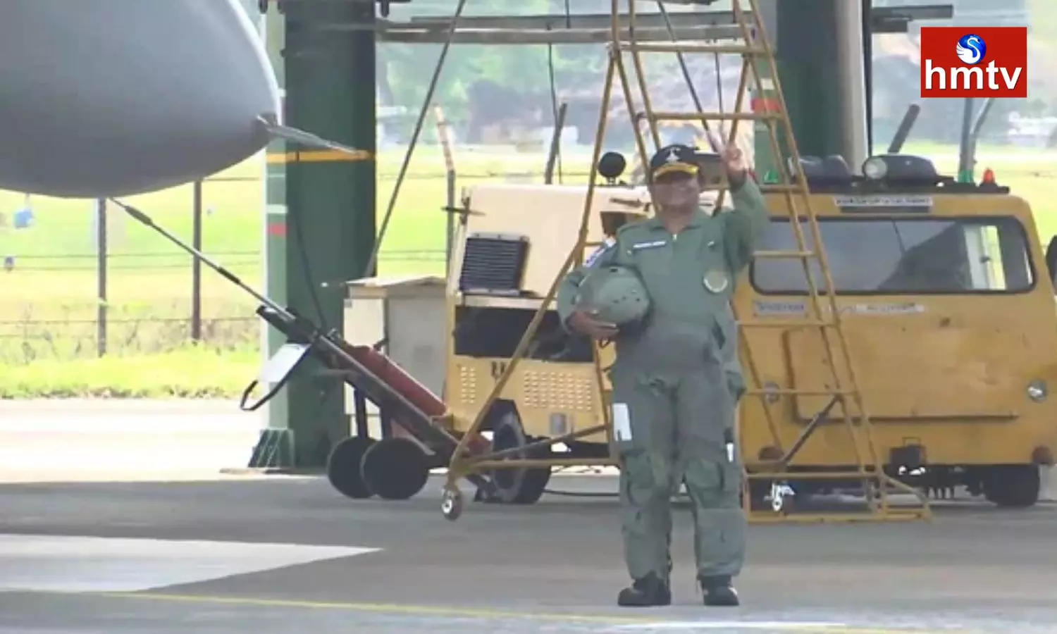 President Droupadi Murmu Flies in Sukhoi Fighter Jet President Droupadi Murmu Flies in Sukhoi Fighter Jet