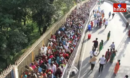 Continual Rush Of Devotees In Tirumala Continual Rush Of Devotees In Tirumala