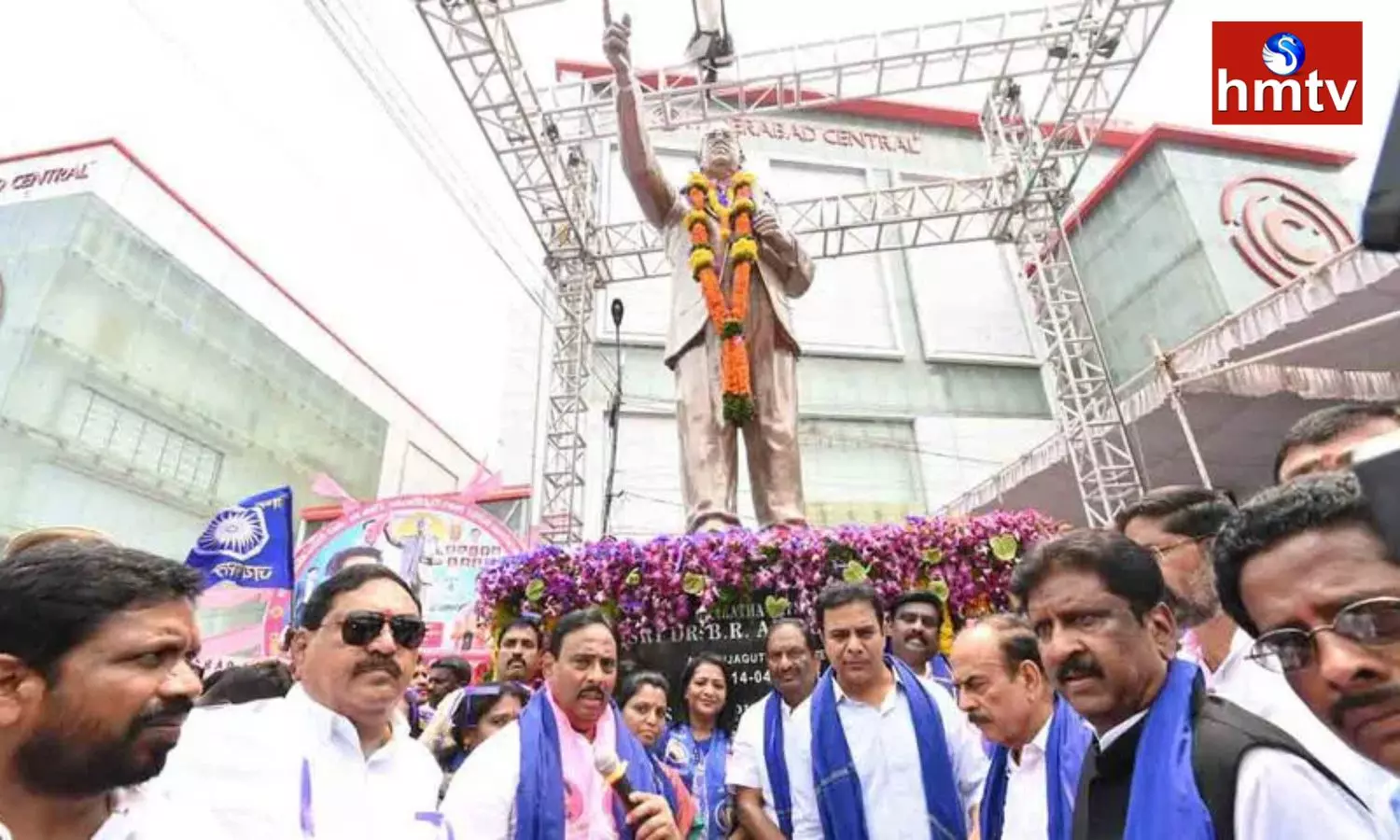 Minister KTR Inaugurates Ambedkar Statue At Punjagutta Circle Minister KTR Inaugurates Ambedkar Statue At Punjagutta Circle