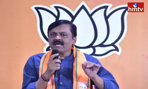 BJP MP GVL Narasimha Rao Clarifies Our Party Has No Relation With YCP