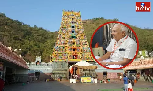 ACB Raids On Vijayawada Kanaka Durga Temple Superintendent Nagesh House