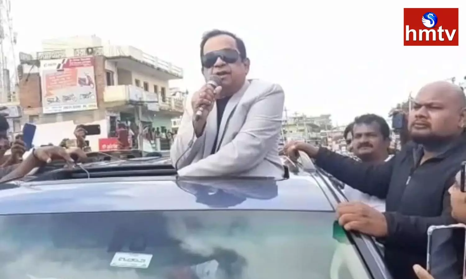 Brahmanandam Road Show In Karnataka Election Campaign