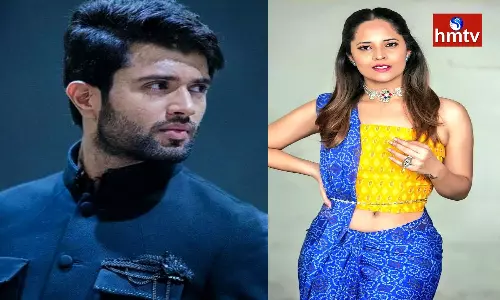 Anchor Anasuya Bharadwaj Again Targets Vijay Devarakonda