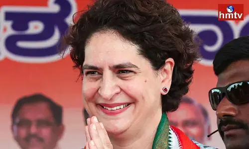 Priyanka Gandhi Reached Begumpet Priyanka Gandhi Reached Begumpet