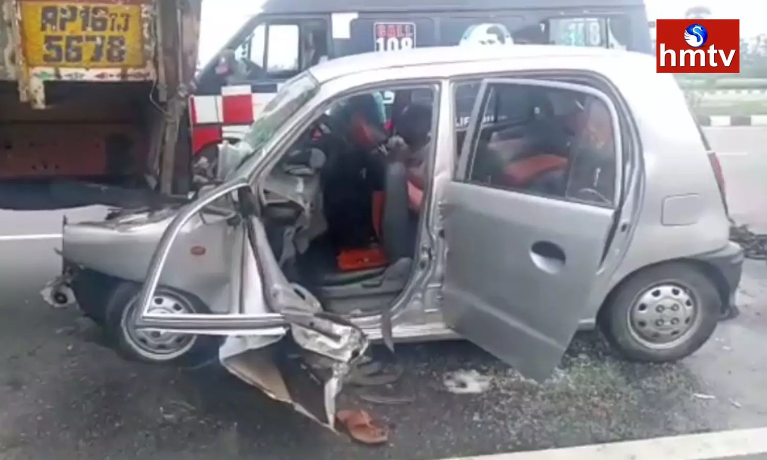 Road Accident In Chittoor Palakuru HighWay