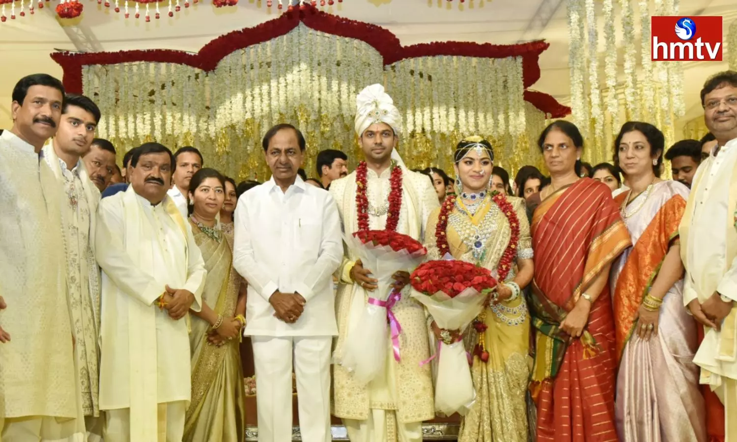 KCR Participated in the wedding ceremony of MLC Patnam Mahender Reddy Daughter