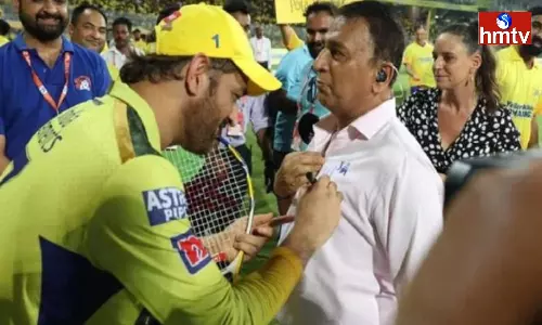 IPL2023 CSK VS KKR Epic Moments, Little Master Sunil Gavaskar Gets Autograph From MS.Dhoni