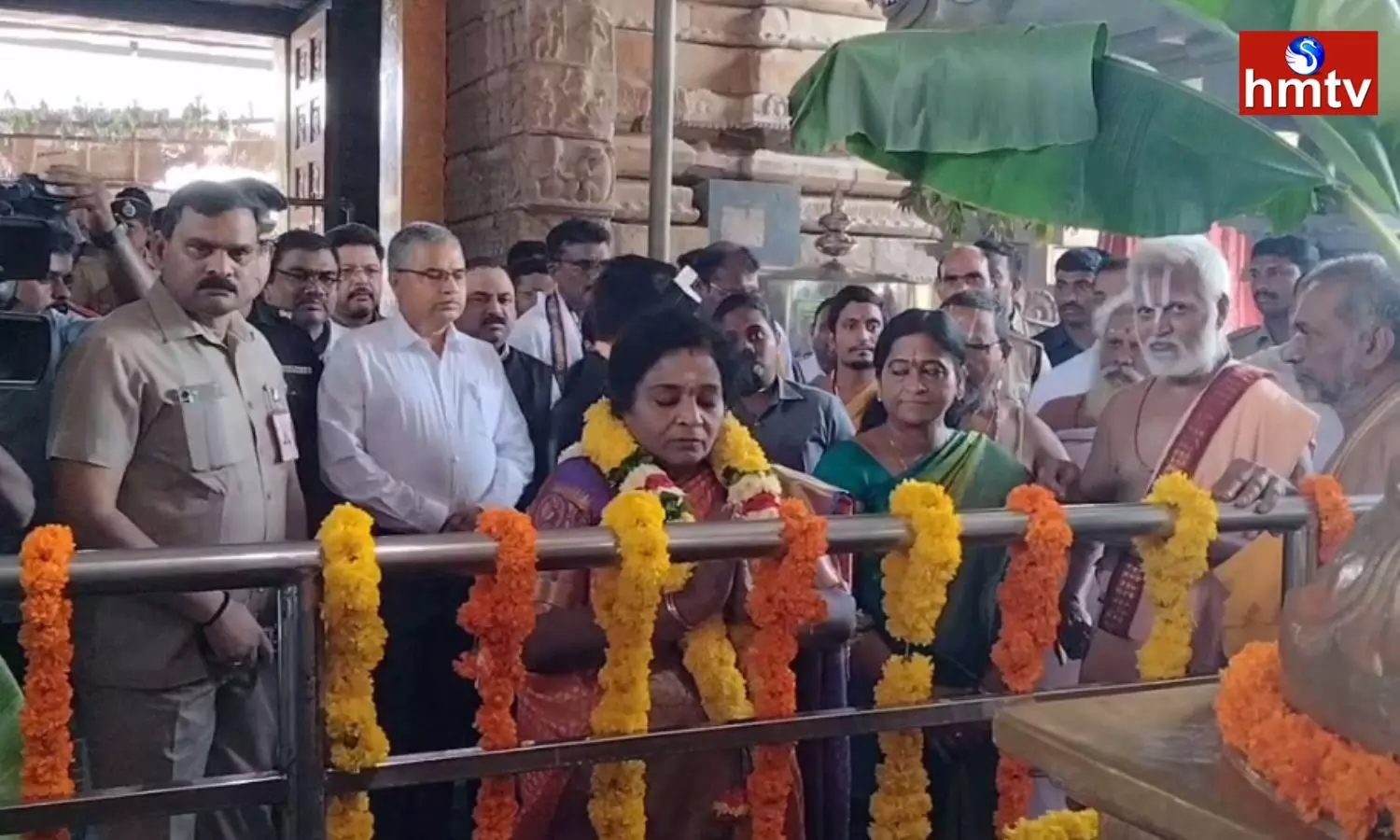 Governor Tamilisai visited Sree Seetha Ramachandra Swamy Temple Governor Tamilisai visited Sree Seetha Ramachandra Swamy Temple