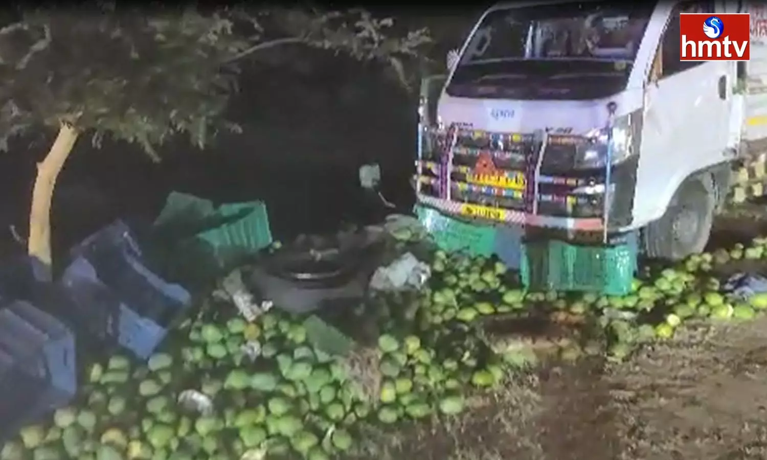 Two Women Died and Four others were Seriously Injured in a Road Accident Two Women Died and Four others were Seriously Injured in a Road Accident