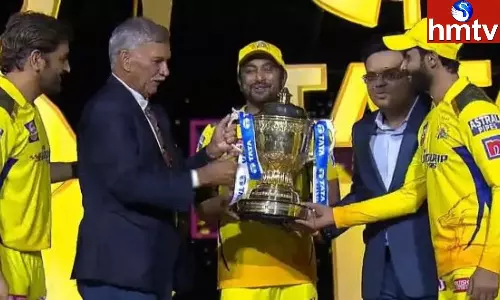 Ambati Rayudu: అంబటి రాయుడికి అరుదైన గౌరవం. రాయుడు ట్రోఫీని అందుకునేలా చేసిన ధోనీ..రాయుడు కొత్త జర్నీ ఏంటంటే..